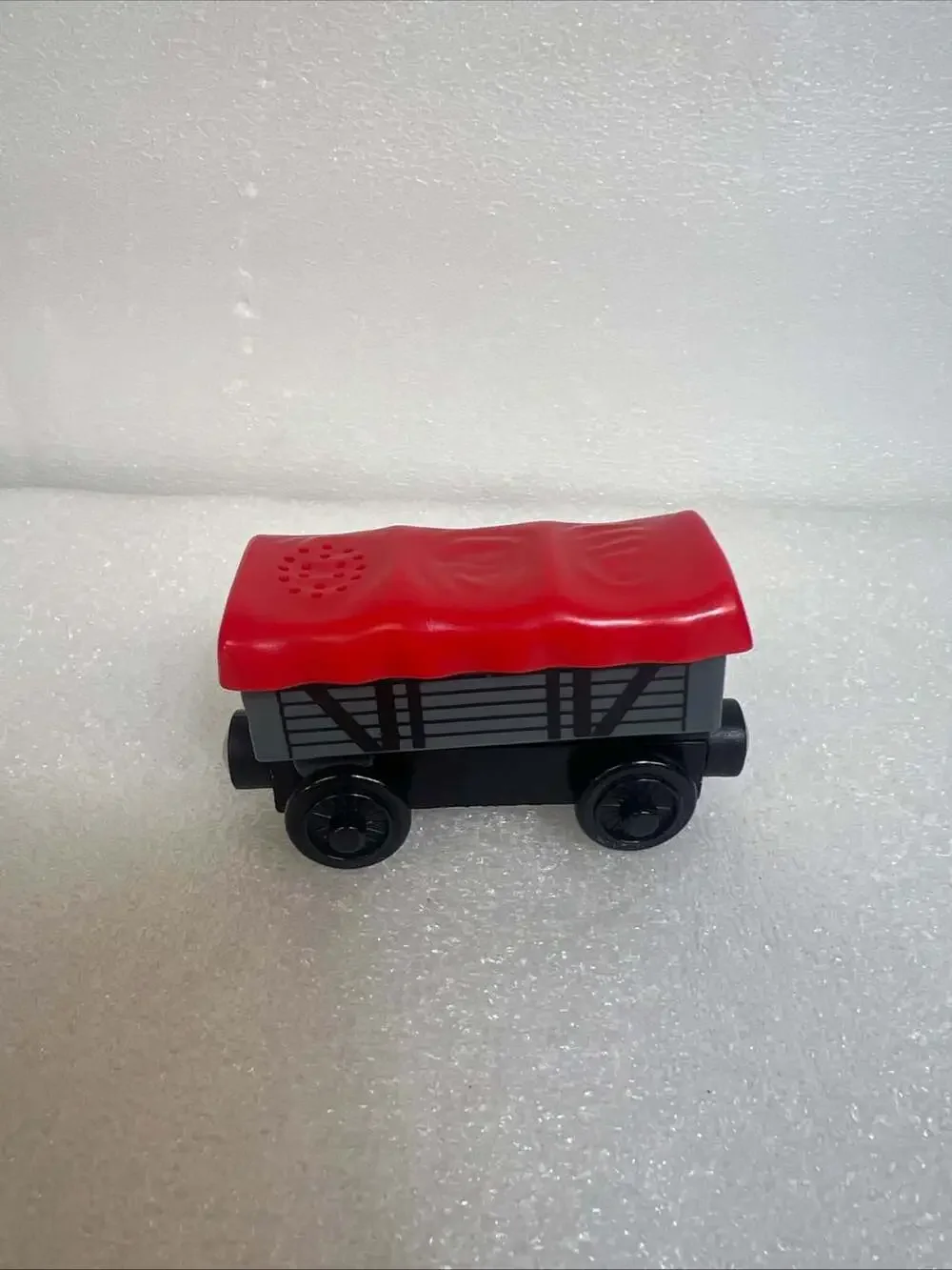 Thomas & Friends Wooden Railway Giggling Troublesome Truck
